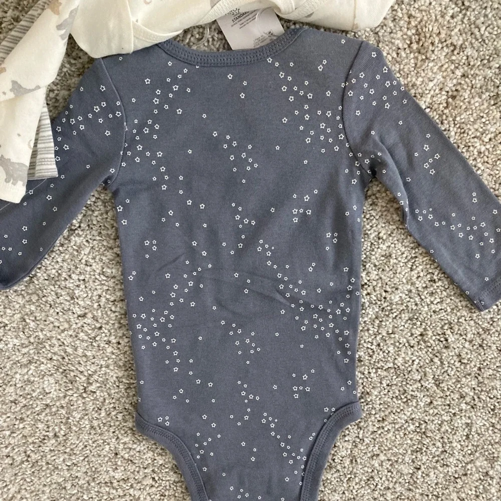 Carter’s 6M Bodysuits